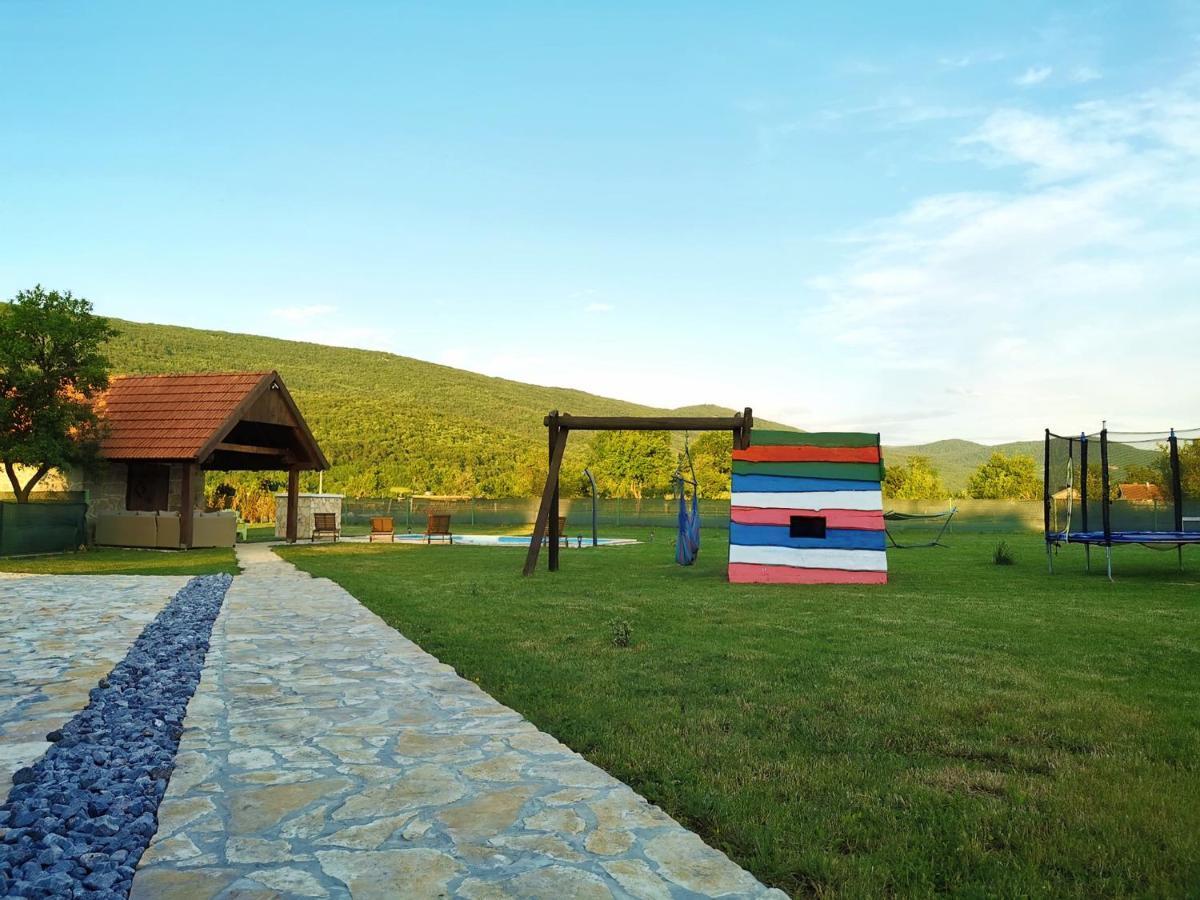 Holiday Home Bulog Sinac Luaran gambar