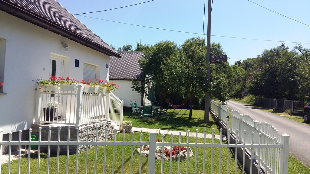 Holiday Home Bulog Sinac Luaran gambar