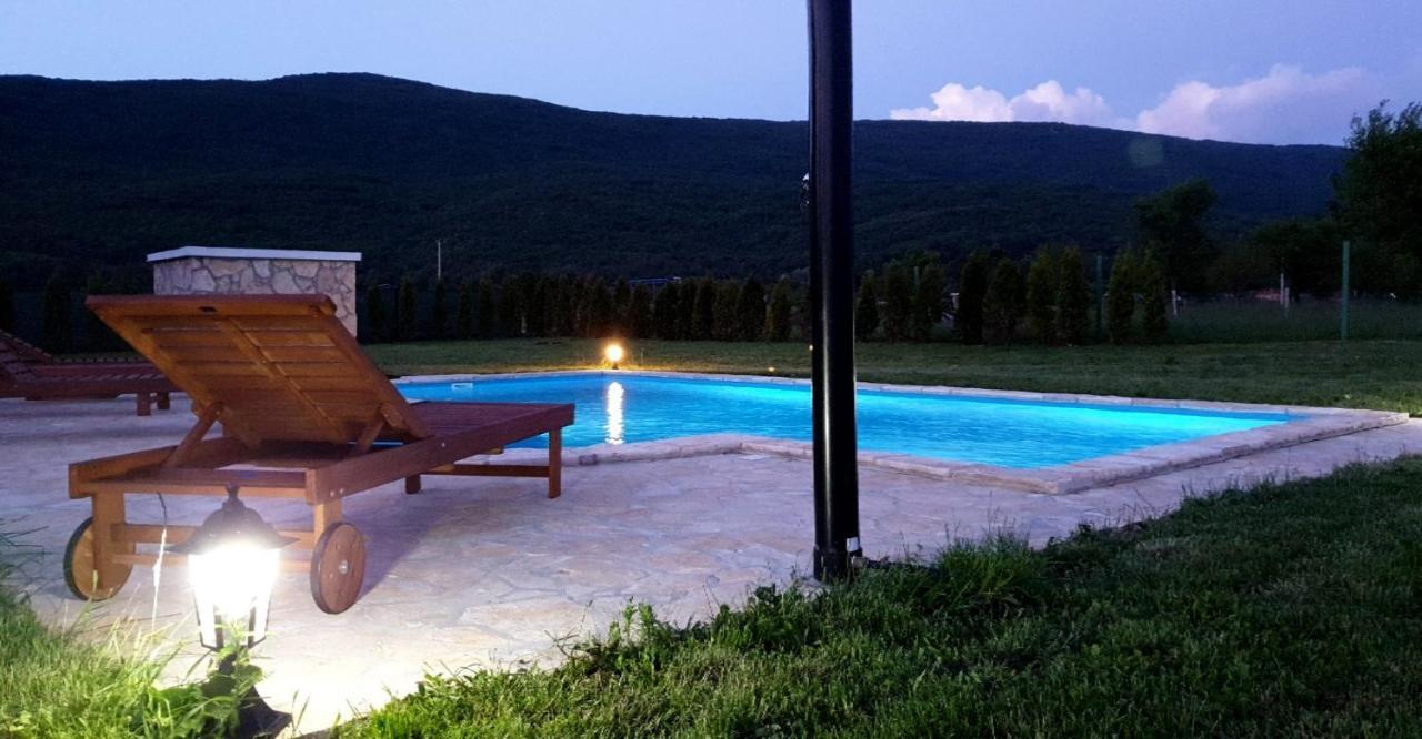 Holiday Home Bulog Sinac Luaran gambar