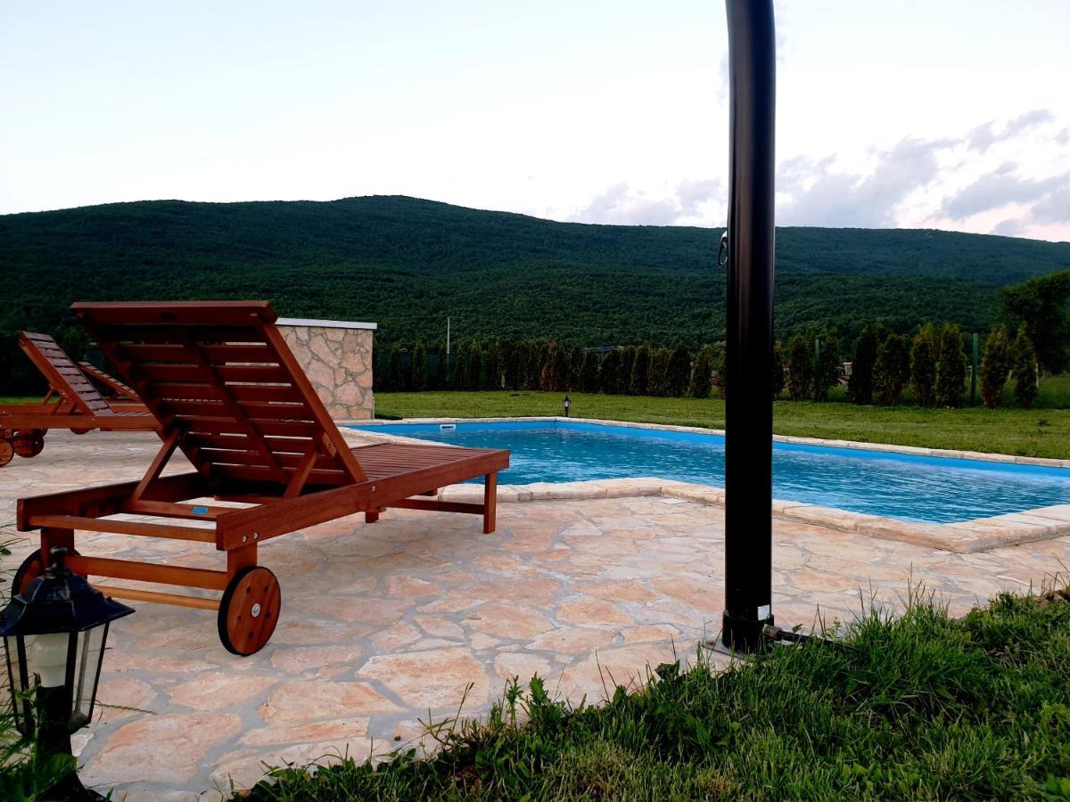Holiday Home Bulog Sinac Luaran gambar